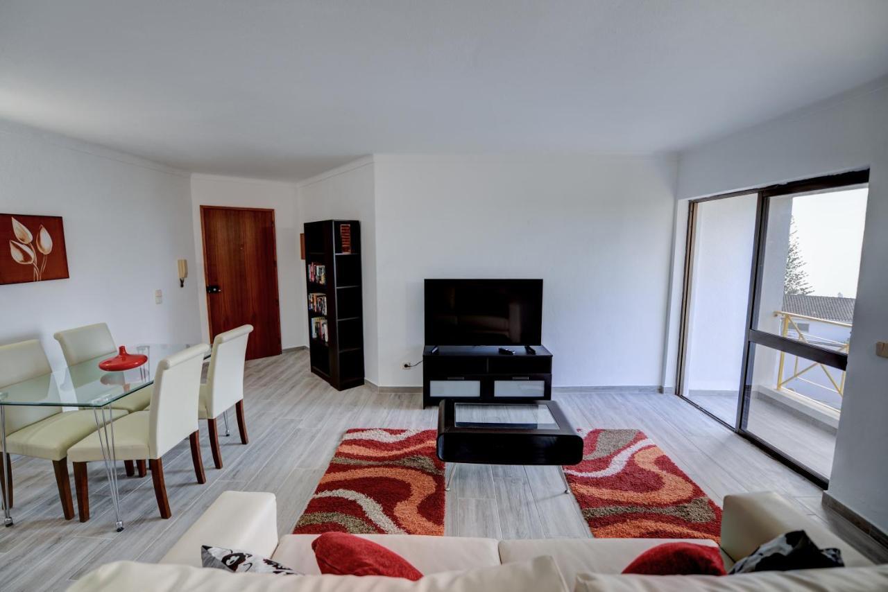 Senhora da Luz Prainha Beach Apartment מראה חיצוני תמונה