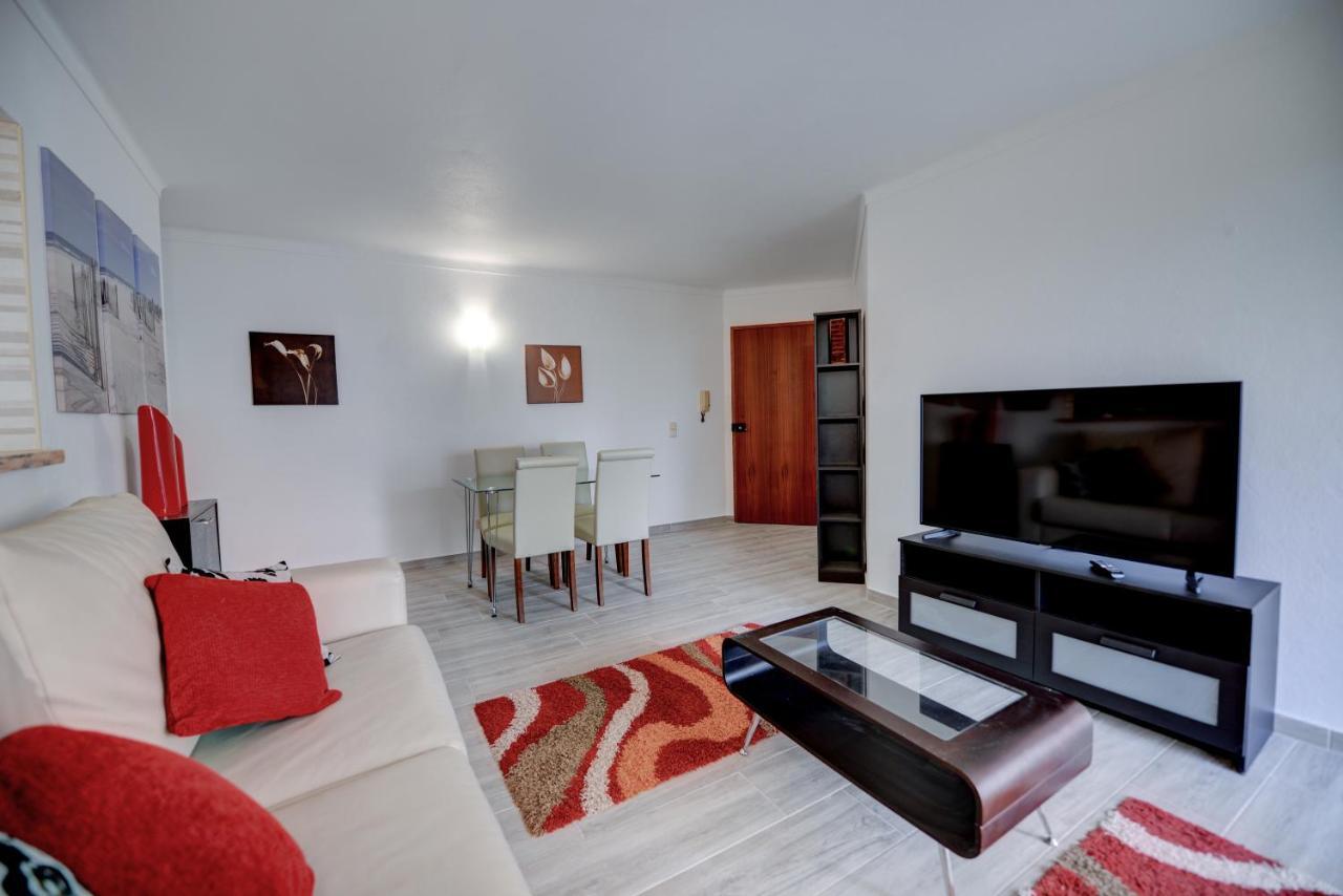 Senhora da Luz Prainha Beach Apartment מראה חיצוני תמונה