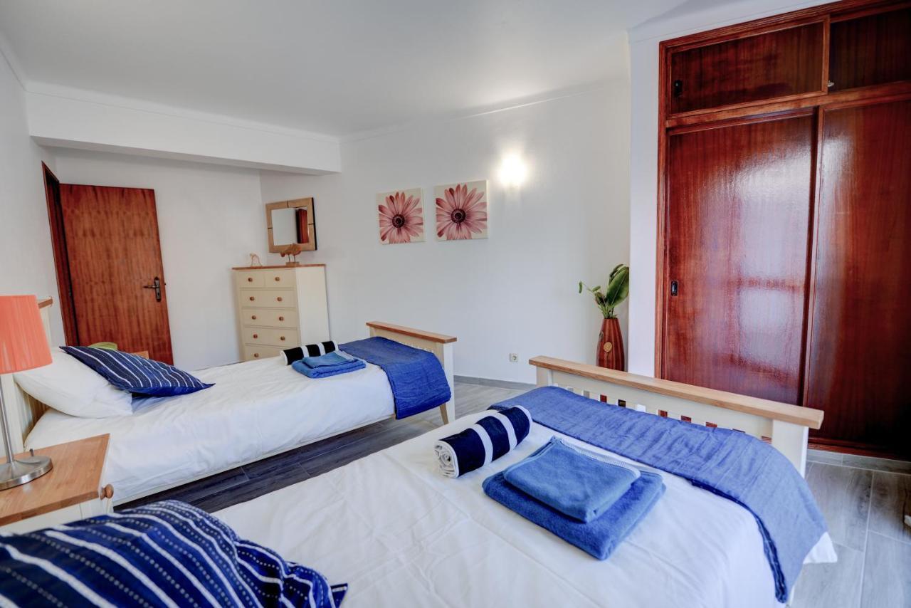 Senhora da Luz Prainha Beach Apartment מראה חיצוני תמונה